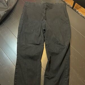 Women’s size 14 black straight Old Navy pants; 97%cotton and 3% cotton
